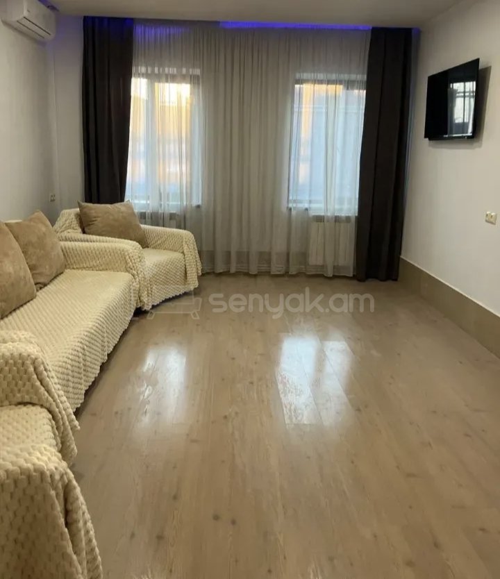 3 Սենյականոց Բնակարան, 78քմ, 3/9 հարկ, Կապիտալ Վերանորոգված, Կահավորված