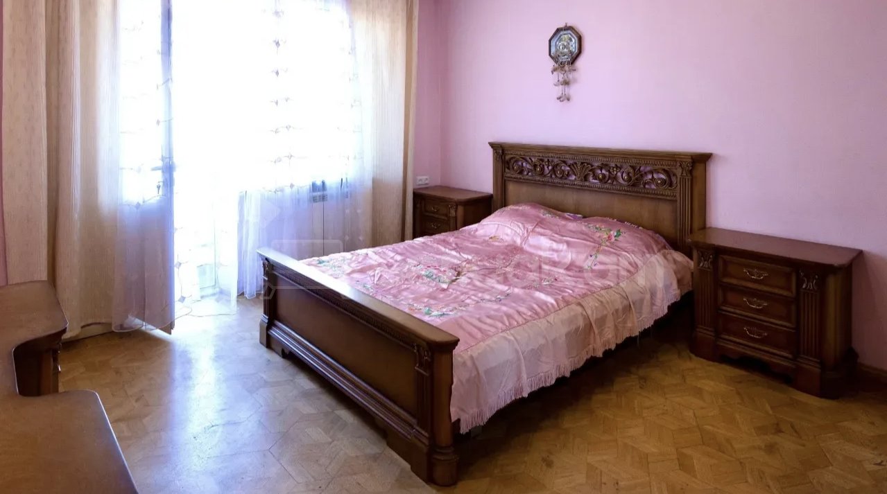 3 Սենյականոց Բնակարան Քարե Շենքում, 78քմ, 5/5 հարկ, Կապիտալ Վերանորոգված, Կահավորված