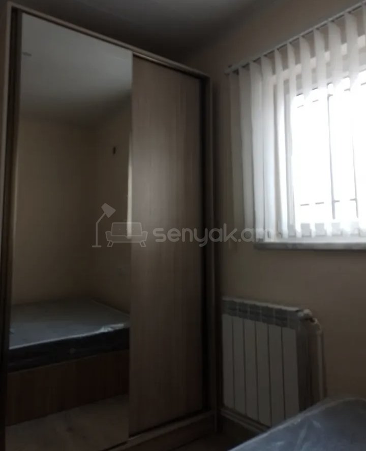 2 Սենյականոց Բնակարան Քարե Շենքում, 48քմ, 1/1 հարկ, Կապիտալ Վերանորոգված, Կահավորված