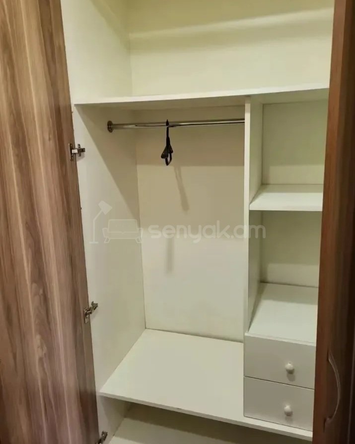 2 Սենյականոց Բնակարան, 40քմ, 2/4 հարկ, Կապիտալ Վերանորոգված, Կահավորված