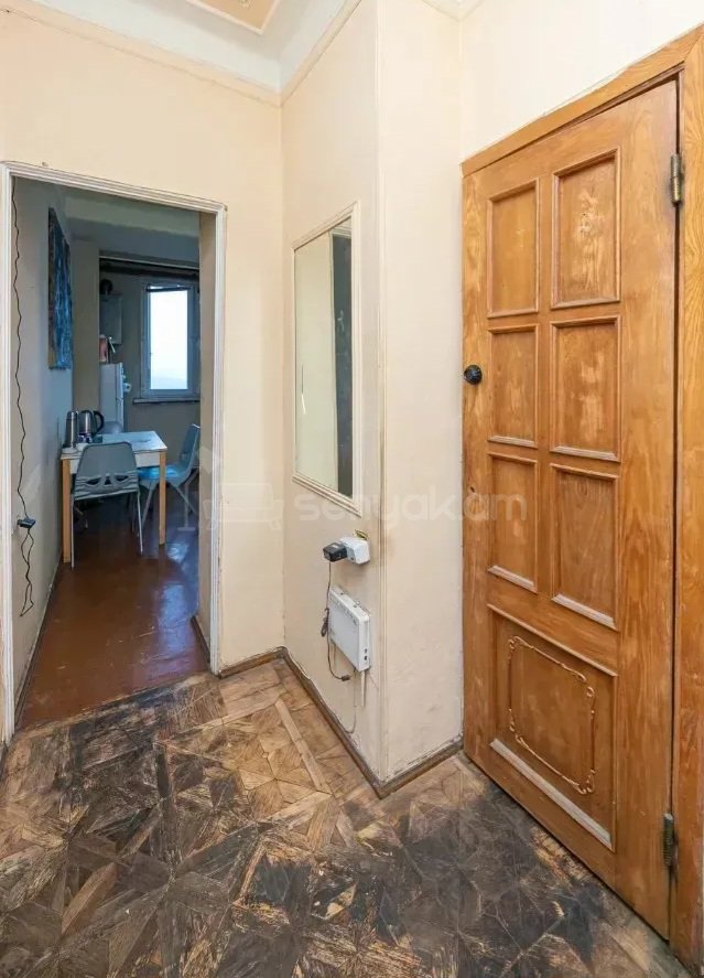 1 Սենյականոց Բնակարան, 43քմ, 8/9 հարկ, Պետական Վիճակում