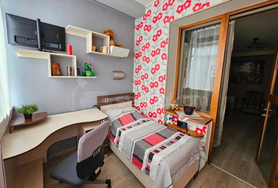 3 Սենյականոց Բնակարան Քարե Շենքում, 60քմ, 2/5 հարկ, Կապիտալ Վերանորոգված, Կահավորված, Արևկող