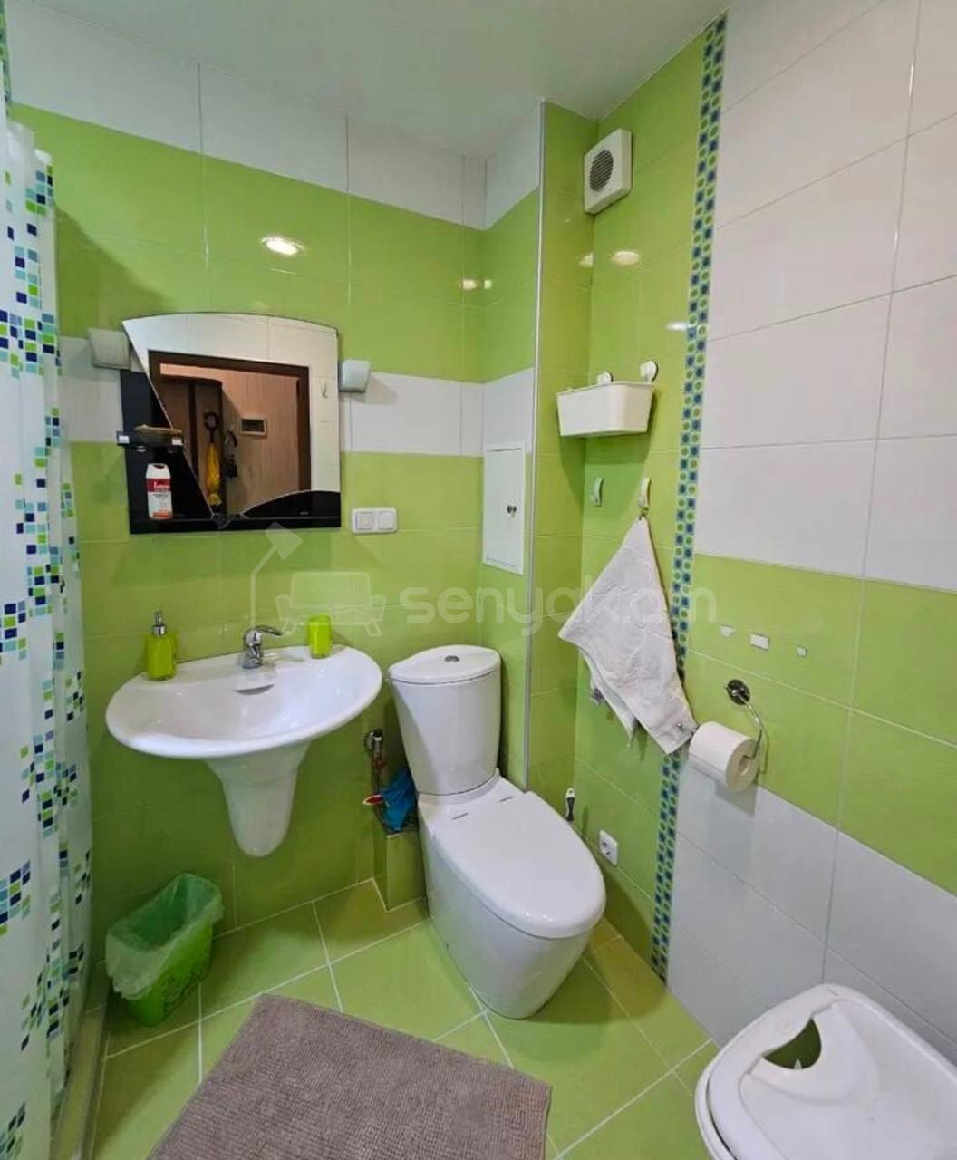 3 Սենյականոց Բնակարան Քարե Շենքում, 60քմ, 2/5 հարկ, Կապիտալ Վերանորոգված, Կահավորված, Արևկող