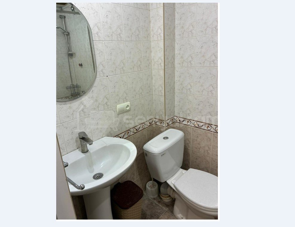 2 Սենյականոց Բնակարան Քարե Շենքում, 40քմ, 4/5 հարկ, Կապիտալ Վերանորոգված, Կահավորված