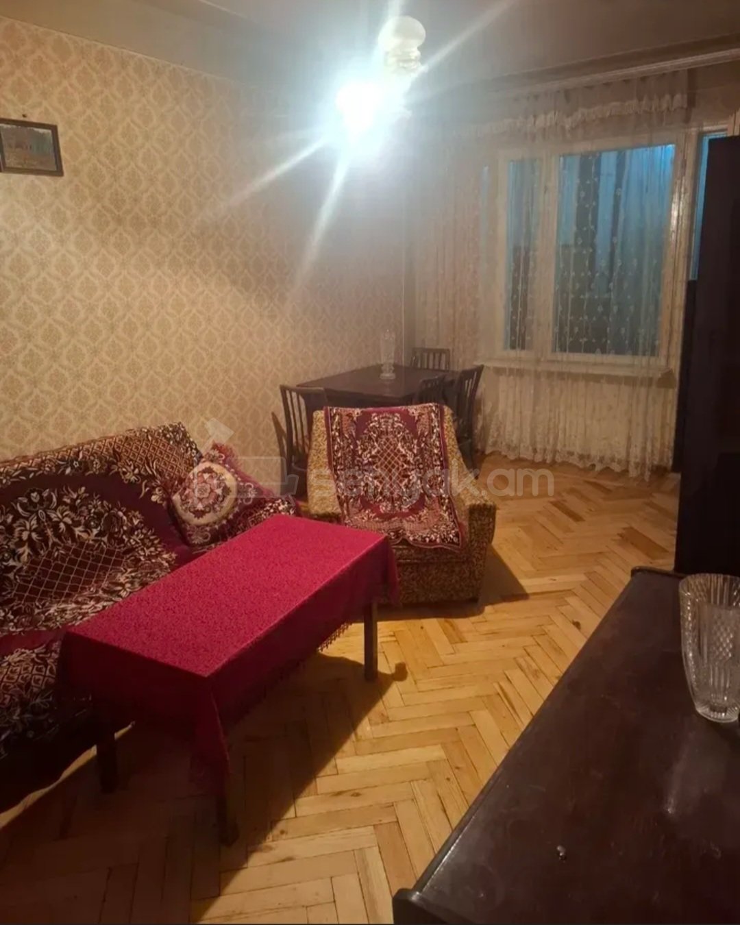 2 Սենյականոց Բնակարան Քարե Շենքում, 48քմ, 3/5 հարկ, Նորմալ Վիճակում, Կահավորված, Արևկող