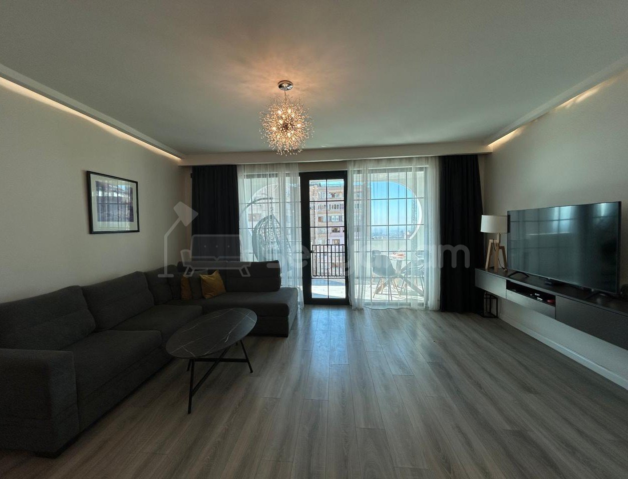 3 Սենյականոց Բնակարան, 93քմ, 12/16 հարկ, Դիզայներական Վերանորոգված