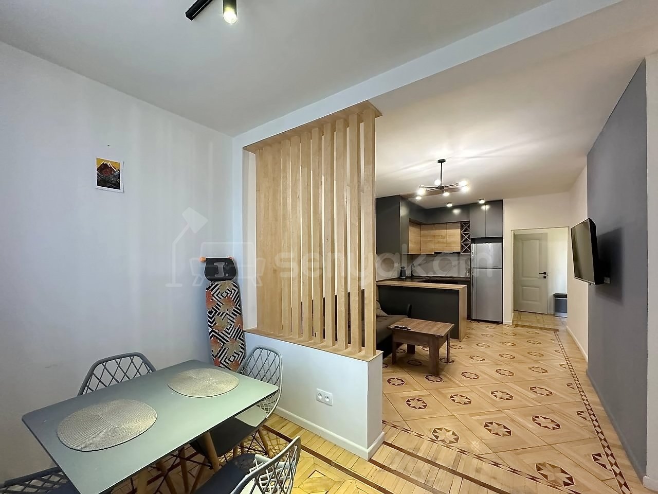 2 Սենյականոց Բնակարան Քարե Շենքում, 54քմ, 3/7 հարկ, Կապիտալ Վերանորոգված