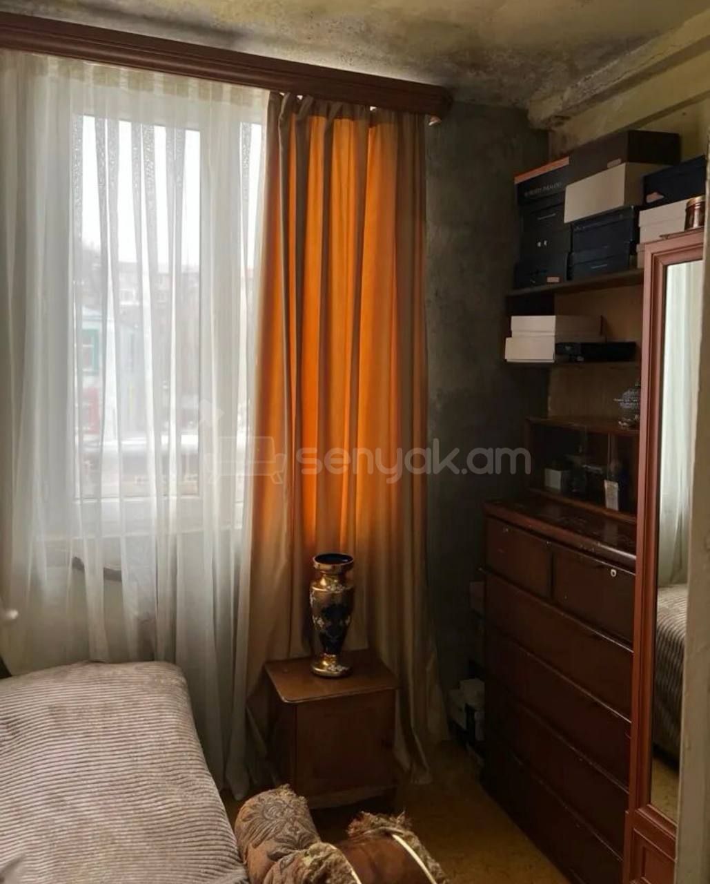 2 Սենյականոց Բնակարան Քարե Շենքում, 54քմ, 4/5 հարկ, Նորմալ Վիճակում