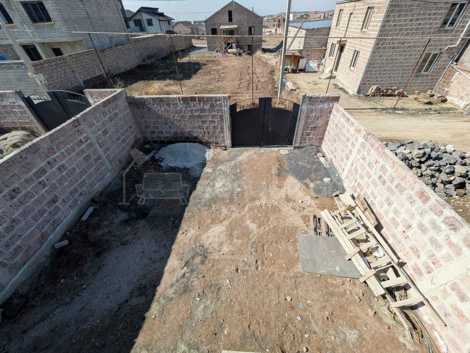 5 Սենյականոց Սեփական Տուն, 156քմ