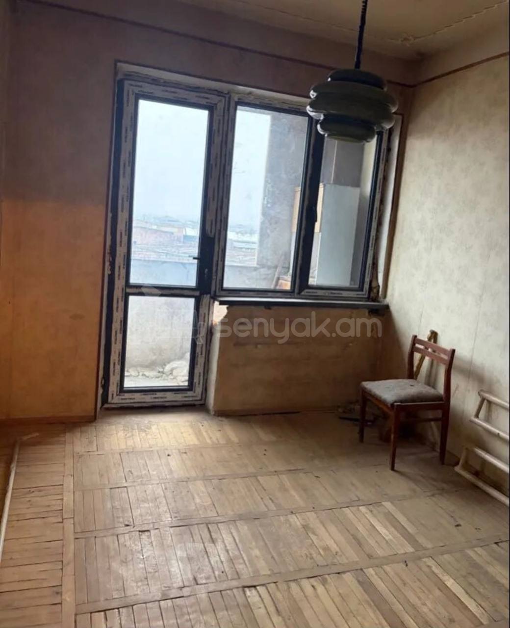 3 Սենյականոց Բնակարան Քարե Շենքում, 80քմ, 3/5 հարկ, Կոսմետիկ Վերանորոգված