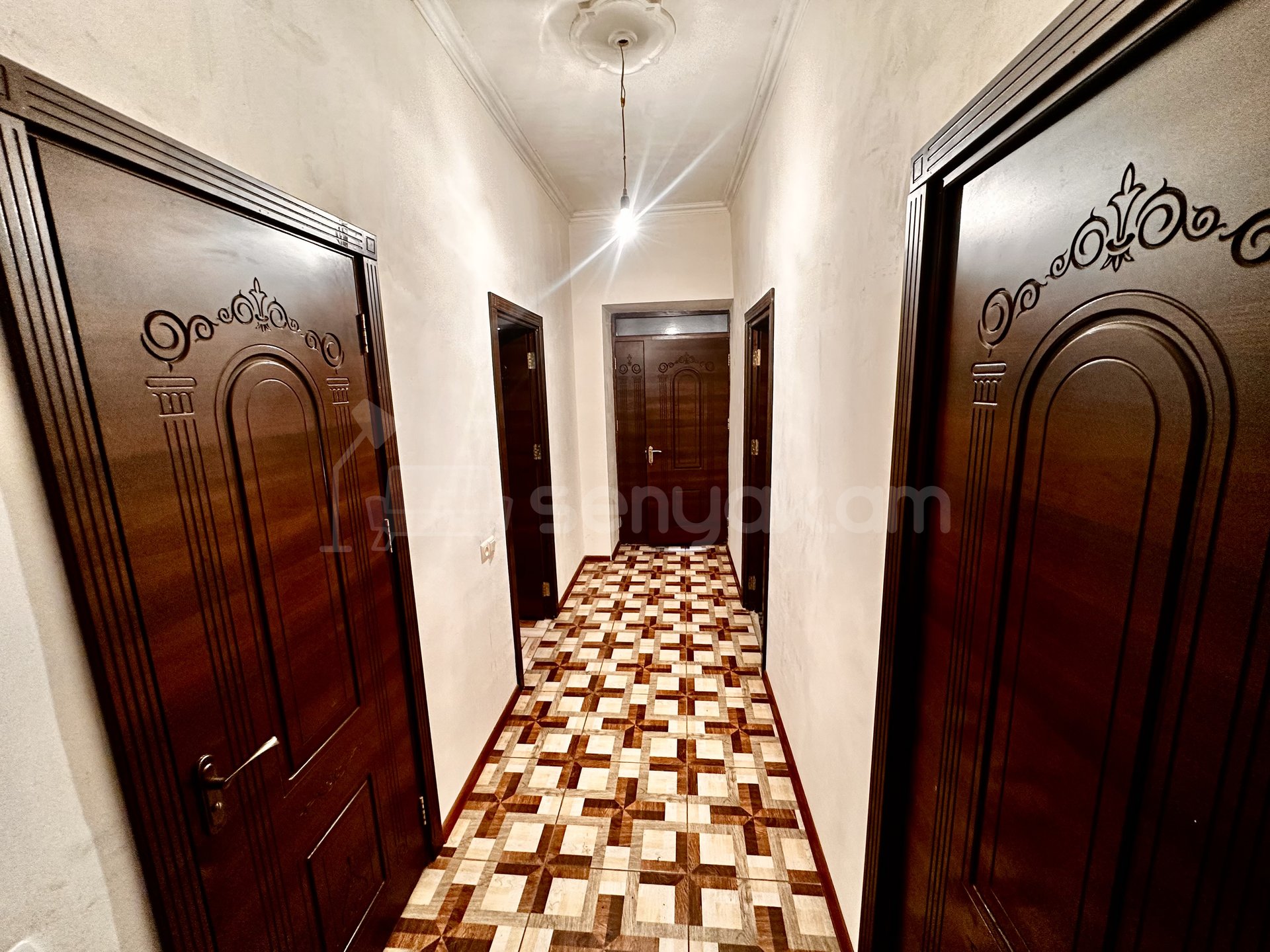 Ազատ նախագծով Սեփական Տուն, 230քմ, Կոսմետիկ Վերանորոգված, Ավտոտնակով