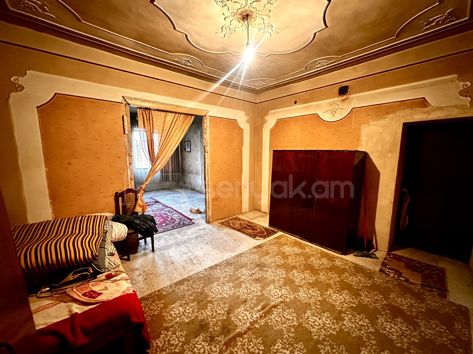 Ազատ նախագծով Սեփական Տուն, 230քմ, Կոսմետիկ Վերանորոգված, Ավտոտնակով