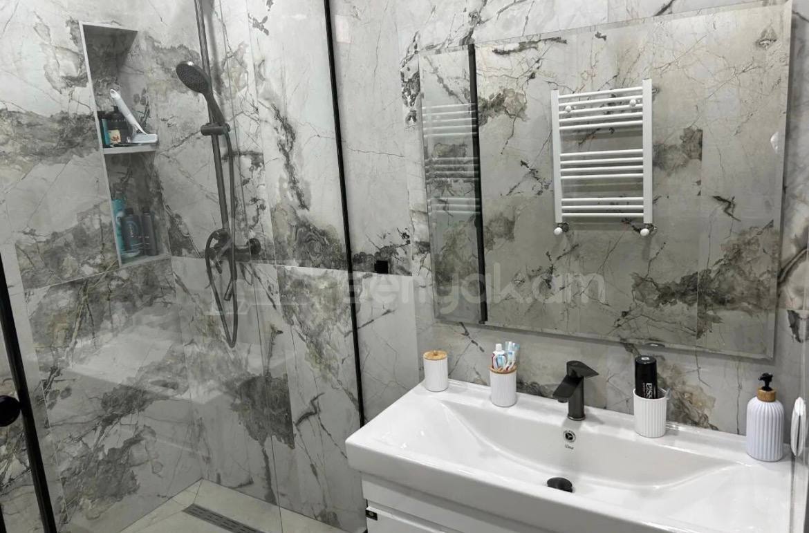 3 Սենյականոց Բնակարան Քարե Շենքում, 91քմ, 2/5 հարկ, Դիզայներական Վերանորոգված