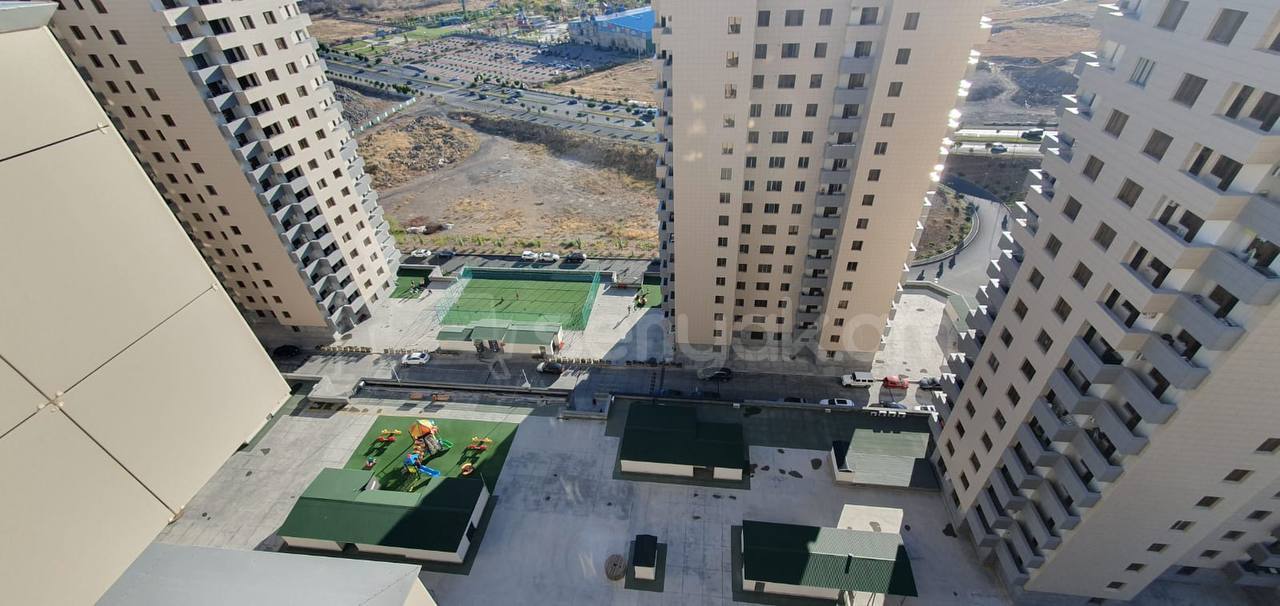 3 Սենյականոց Բնակարան Նորակառույցում, 100քմ, 16/17 հարկ, Կապիտալ Վերանորոգված