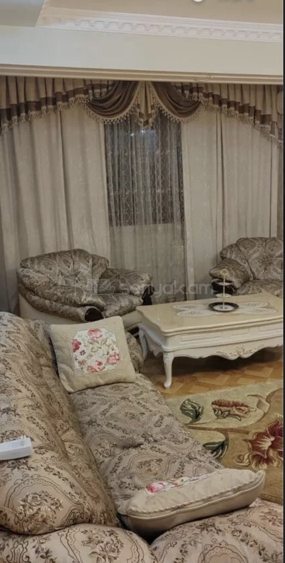 2 Սենյականոց Բնակարան Քարե Շենքում, 52քմ, 2/5 հարկ, Դիզայներական Վերանորոգված, Կահավորված