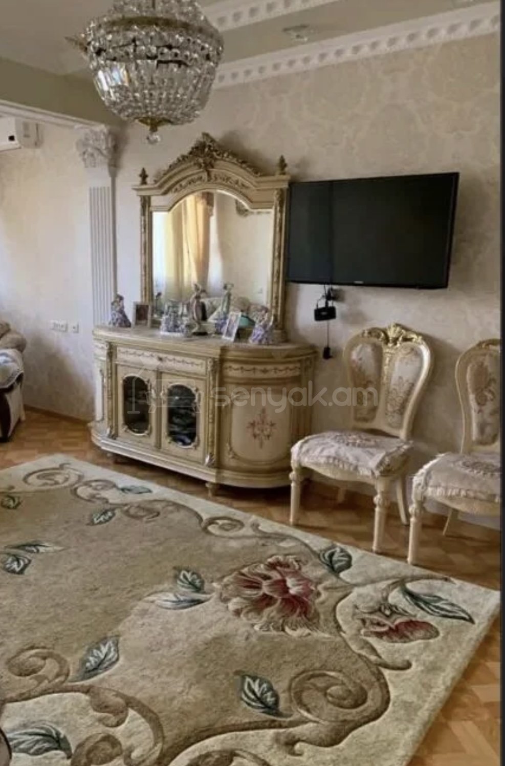 2 Սենյականոց Բնակարան Քարե Շենքում, 52քմ, 2/5 հարկ, Դիզայներական Վերանորոգված, Կահավորված