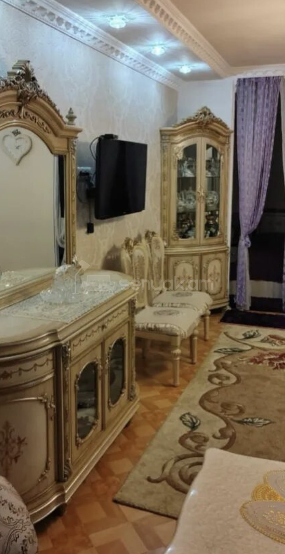 2 Սենյականոց Բնակարան Քարե Շենքում, 52քմ, 2/5 հարկ, Դիզայներական Վերանորոգված, Կահավորված