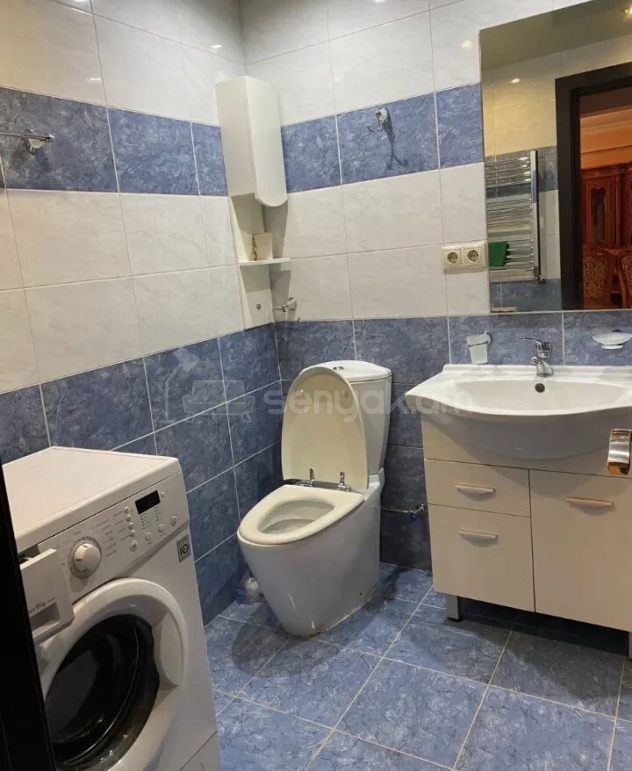 3 Սենյականոց Բնակարան, 75քմ, 7/9 հարկ, Դիզայներական Վերանորոգված, Կահավորված