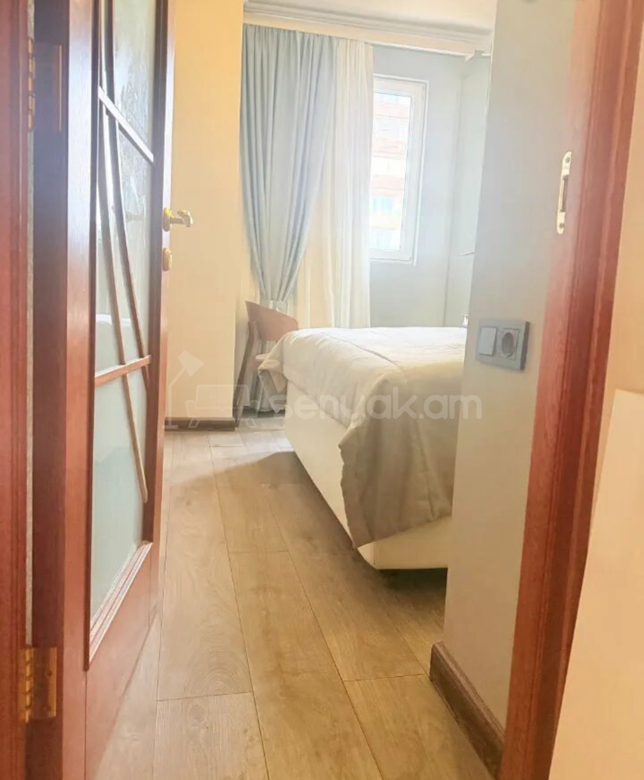 3 Սենյականոց Բնակարան Նորակառույցում, 63քմ, 4/9 հարկ, Նորմալ Վիճակում, Կահավորված