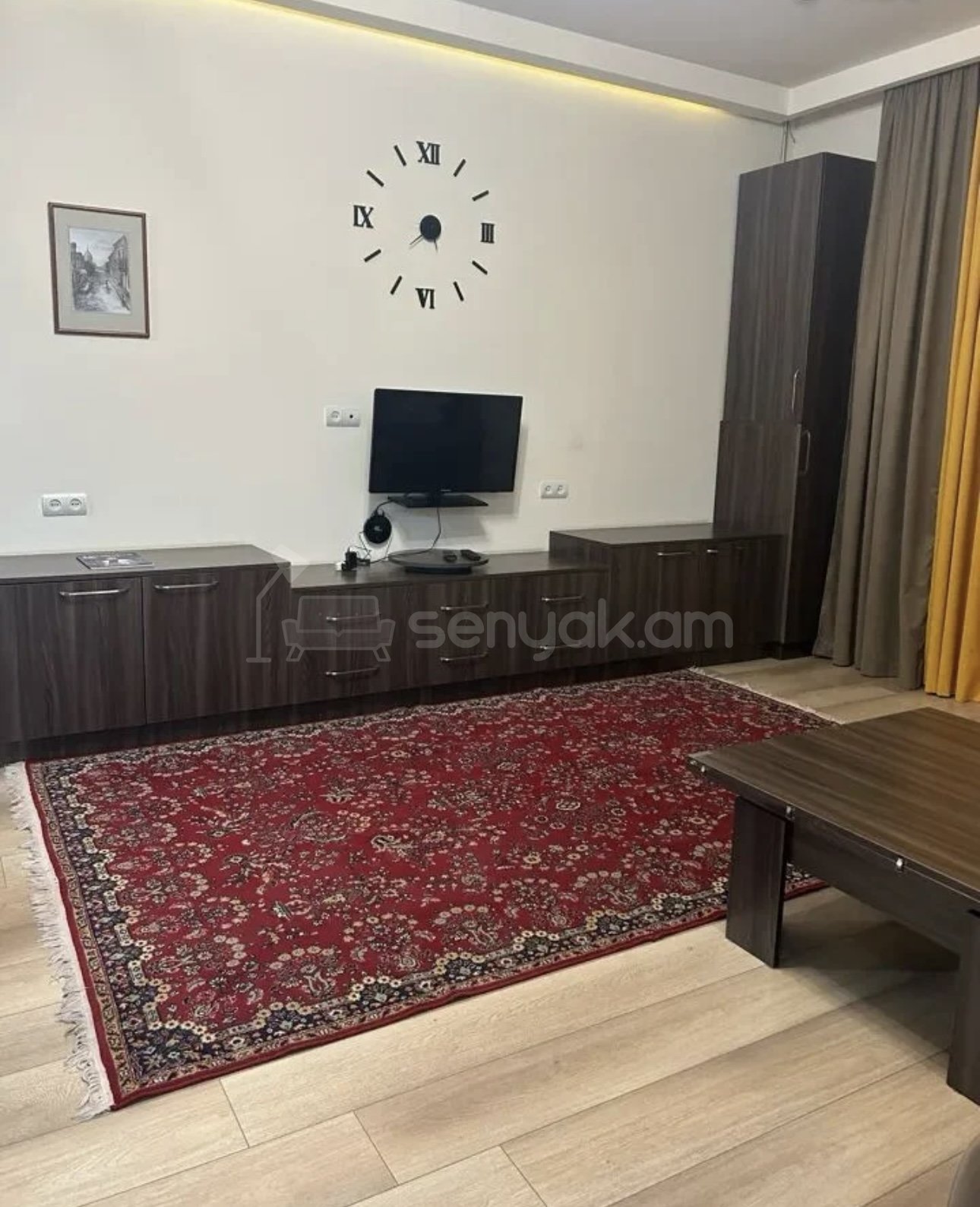 2 Սենյականոց Բնակարան Քարե Շենքում, 62քմ, 4/4 հարկ, Նորմալ Վիճակում, Կահավորված