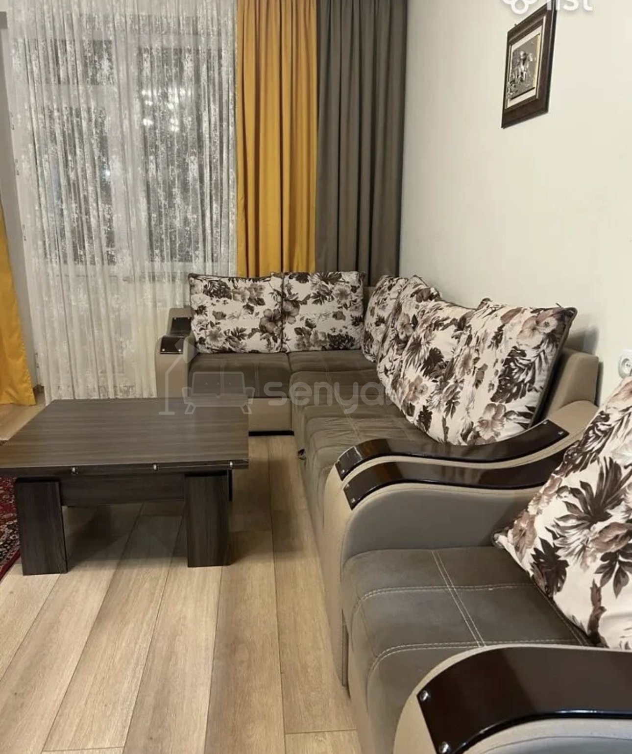 2 Սենյականոց Բնակարան Քարե Շենքում, 62քմ, 4/4 հարկ, Նորմալ Վիճակում, Կահավորված