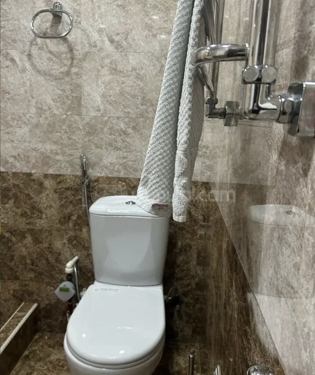 2 Սենյականոց Բնակարան Քարե Շենքում, 62քմ, 4/4 հարկ, Նորմալ Վիճակում, Կահավորված