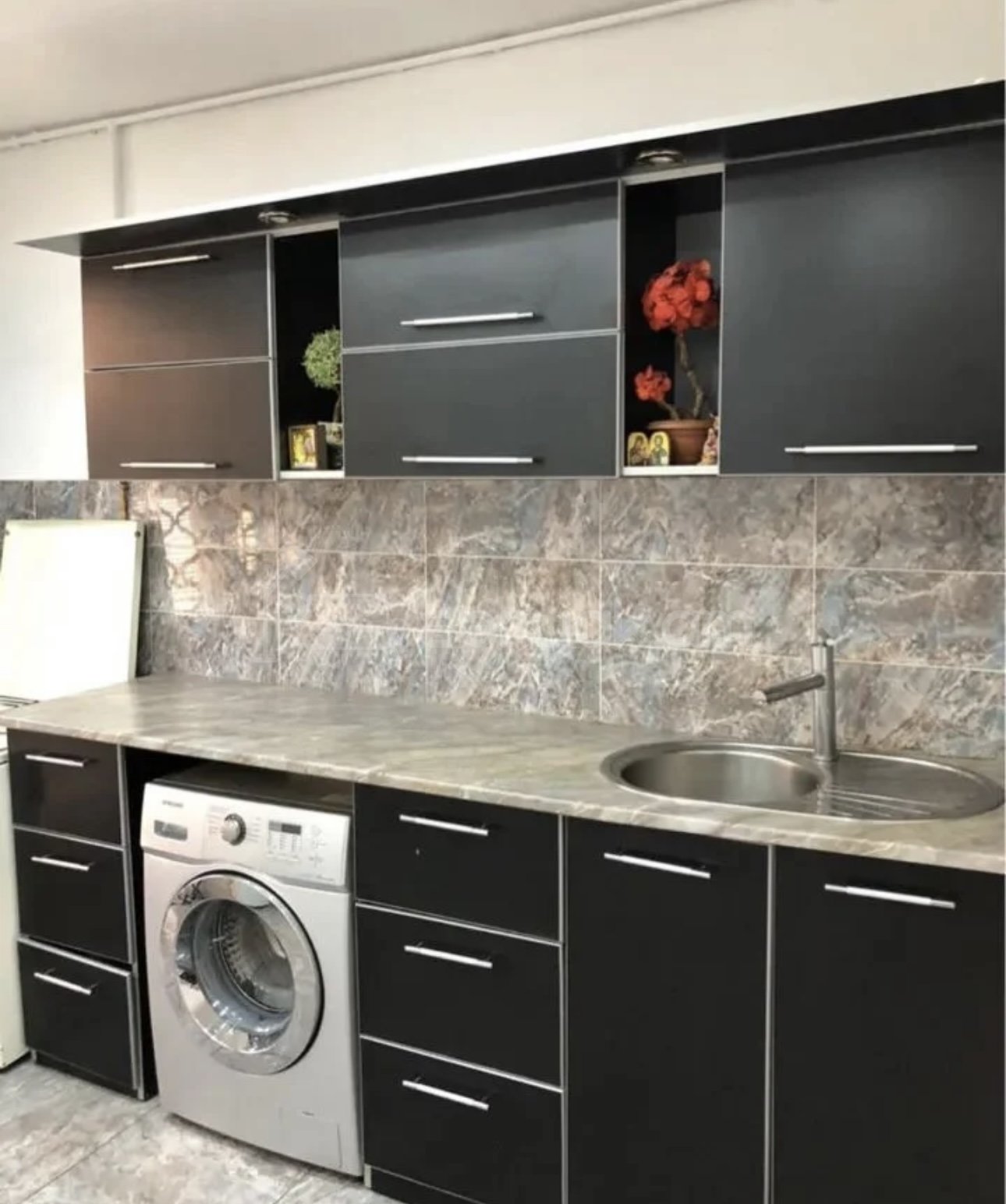 2 Սենյականոց Բնակարան Քարե Շենքում, 77քմ, 4/5 հարկ, Դիզայներական Վերանորոգված, Կահավորված