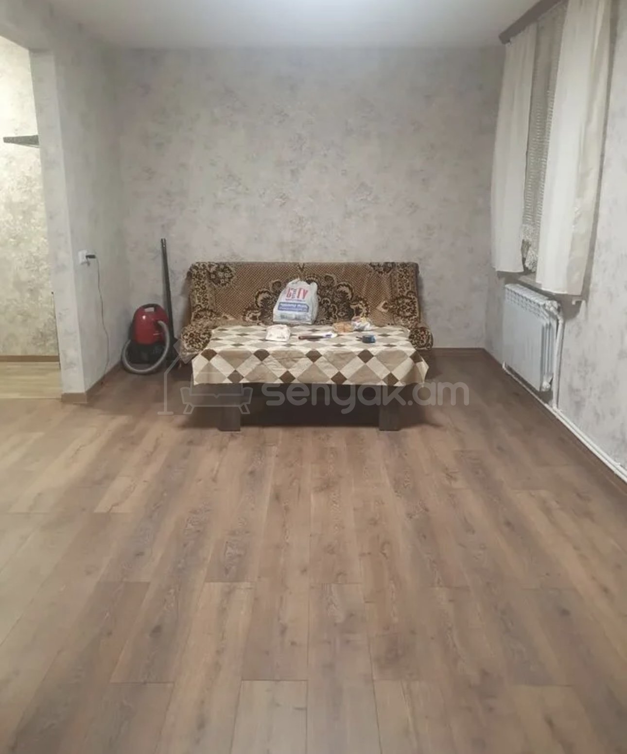 1 Սենյականոց Բնակարան, 33քմ, 2/5 հարկ, Կապիտալ Վերանորոգված, Կահավորված