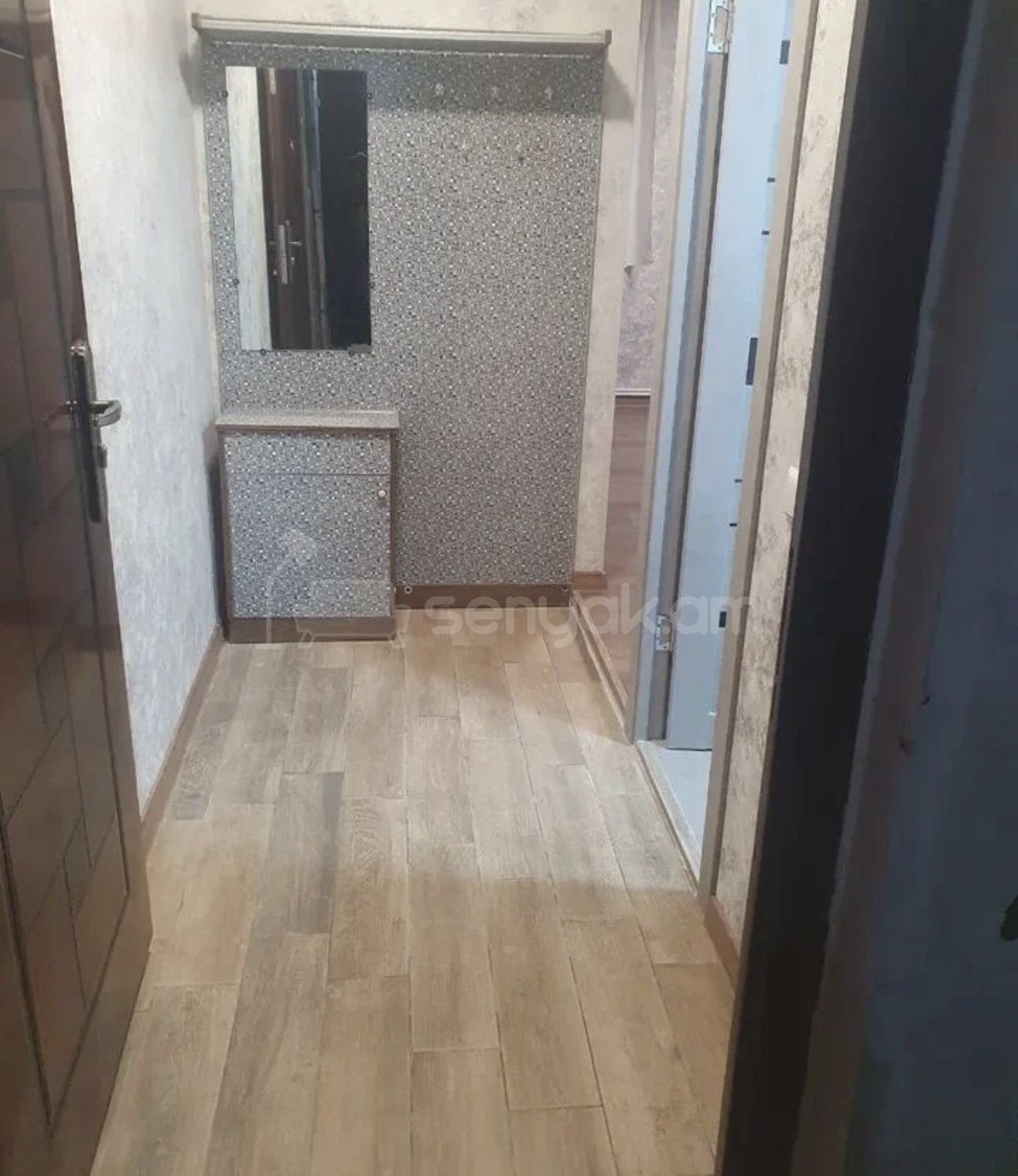 1 Սենյականոց Բնակարան, 33քմ, 2/5 հարկ, Կապիտալ Վերանորոգված, Կահավորված