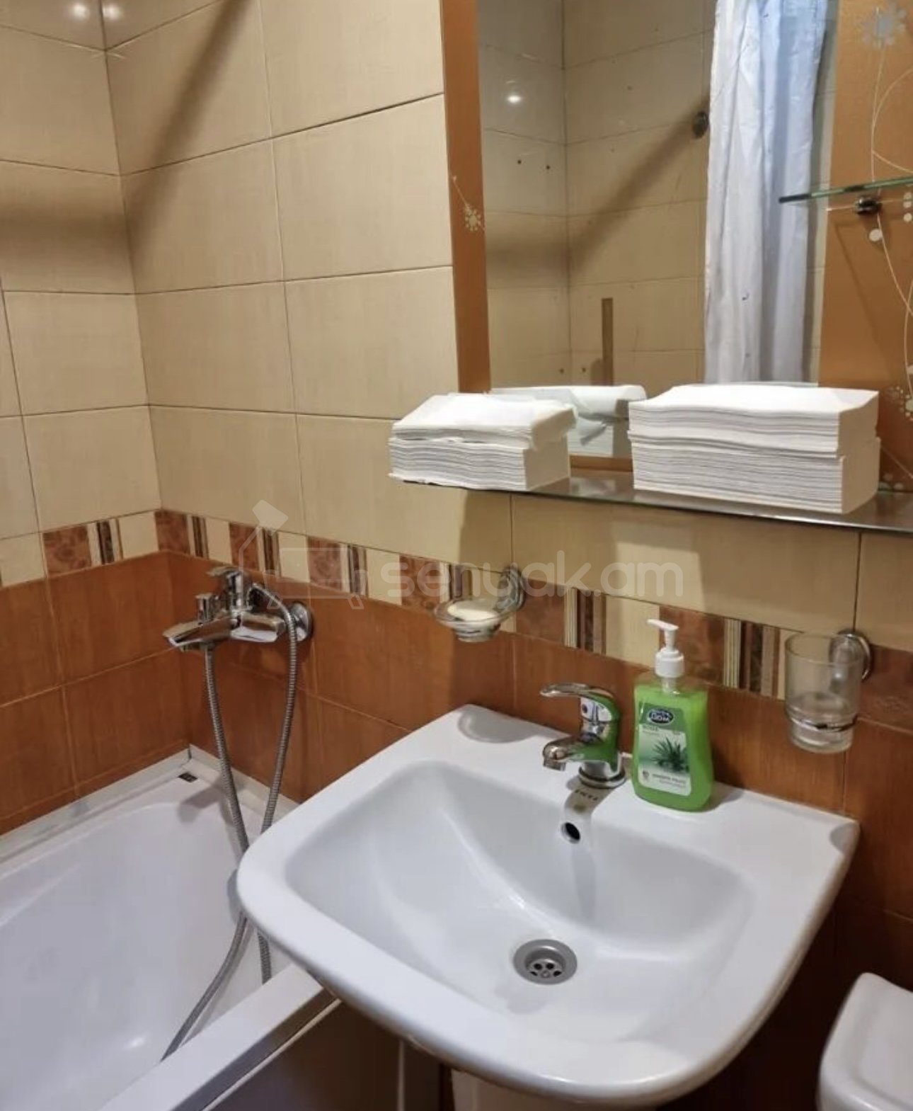 2 Սենյականոց Բնակարան, 65քմ, 3/4 հարկ, Դիզայներական Վերանորոգված, Կահավորված