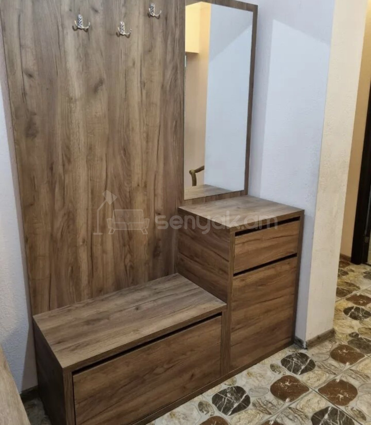 3 Սենյականոց Բնակարան, 100քմ, 2/9 հարկ, Դիզայներական Վերանորոգված, Կահավորված