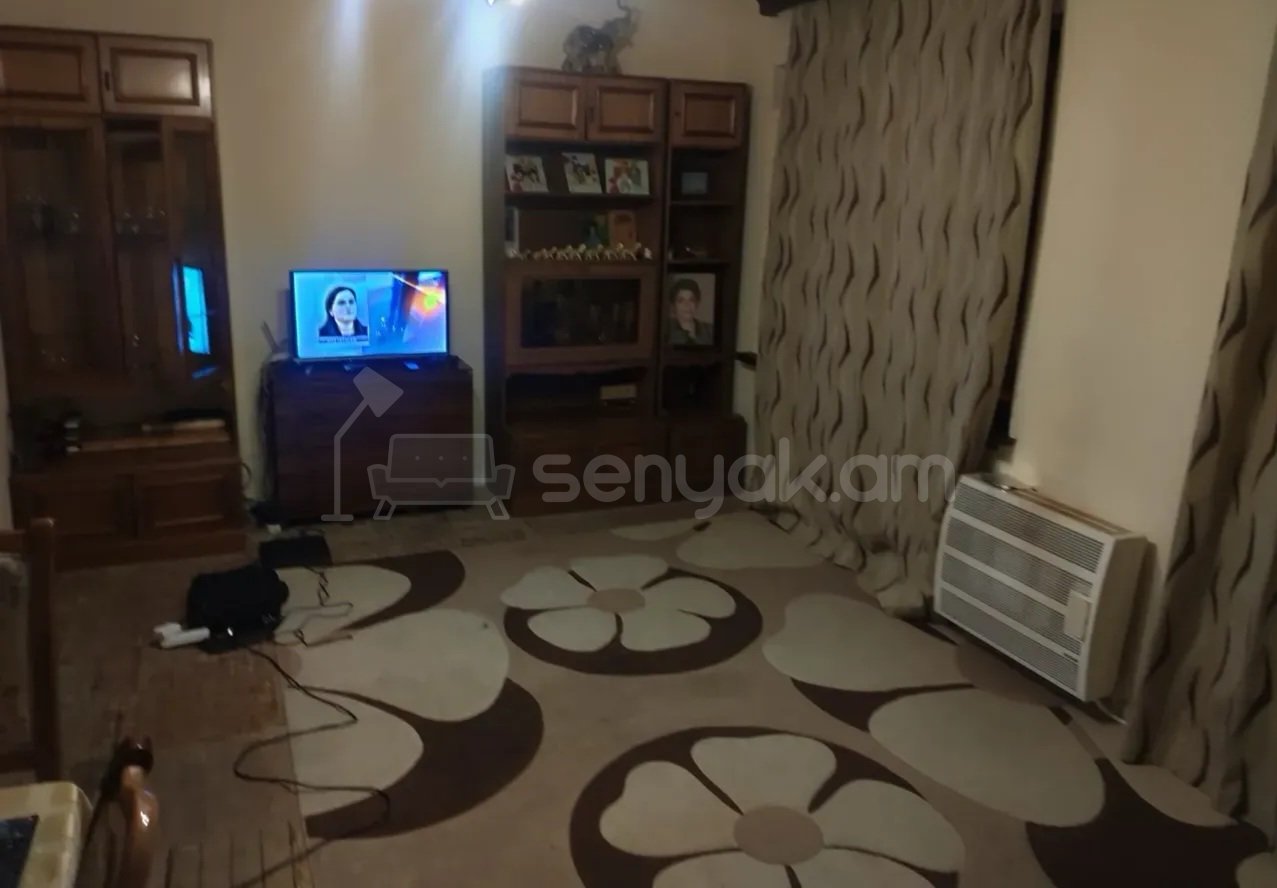 4 Սենյականոց Բնակարան, 85քմ, 1/9 հարկ, Կոսմետիկ Վերանորոգված