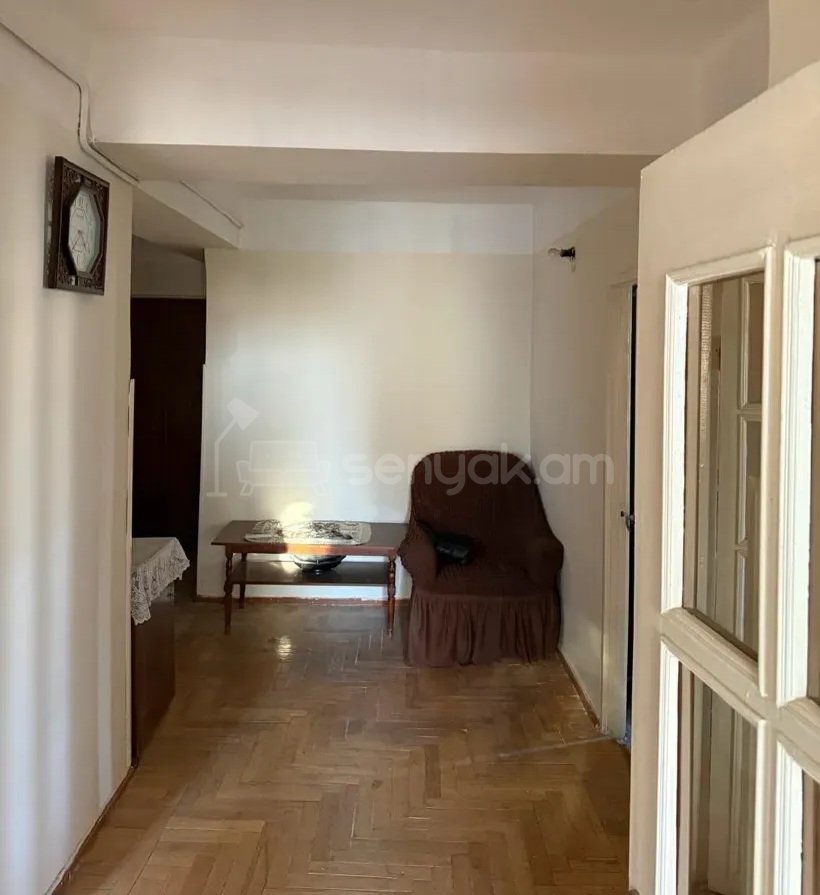 3 Սենյականոց Բնակարան, 85քմ, 13/14 հարկ, Նորմալ Վիճակում