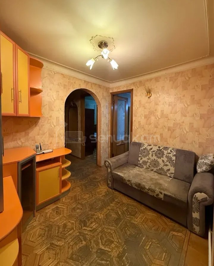 3 Սենյականոց Բնակարան Քարե Շենքում, 65քմ, 3/5 հարկ, Կապիտալ Վերանորոգված, Կահավորված