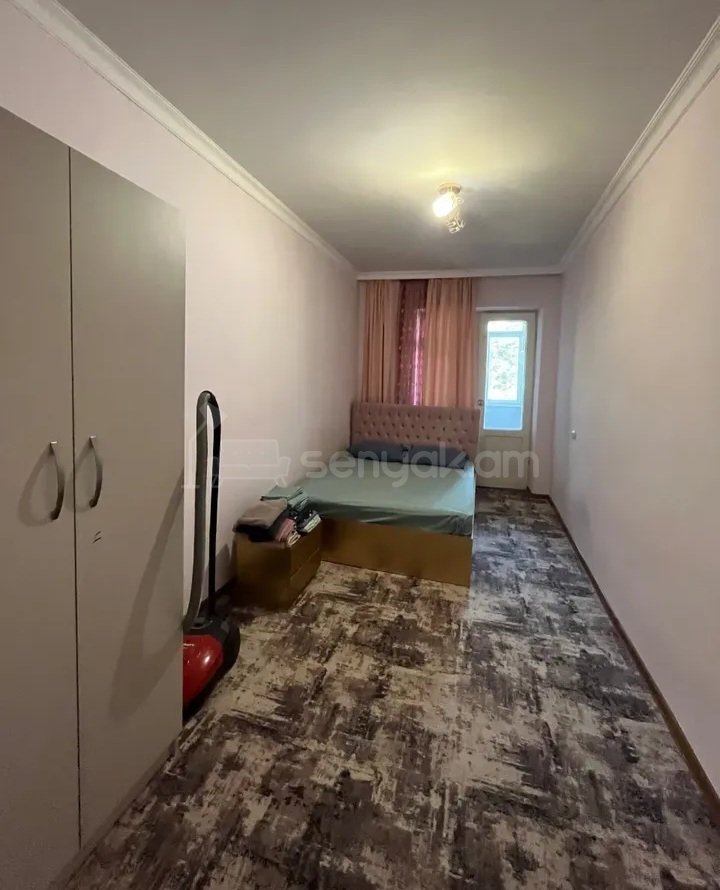 3 Սենյականոց Բնակարան Քարե Շենքում, 67քմ, 4/5 հարկ, Կոսմետիկ Վերանորոգված, Կահավորված