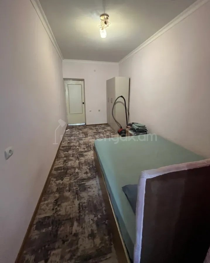 3 Սենյականոց Բնակարան Քարե Շենքում, 67քմ, 4/5 հարկ, Կոսմետիկ Վերանորոգված, Կահավորված