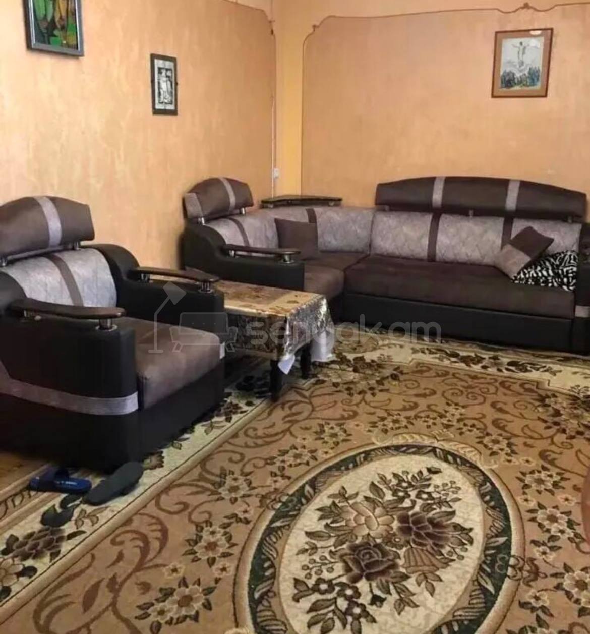 3 Սենյականոց Բնակարան, 100քմ, 9/9 հարկ, Նորմալ Վիճակում