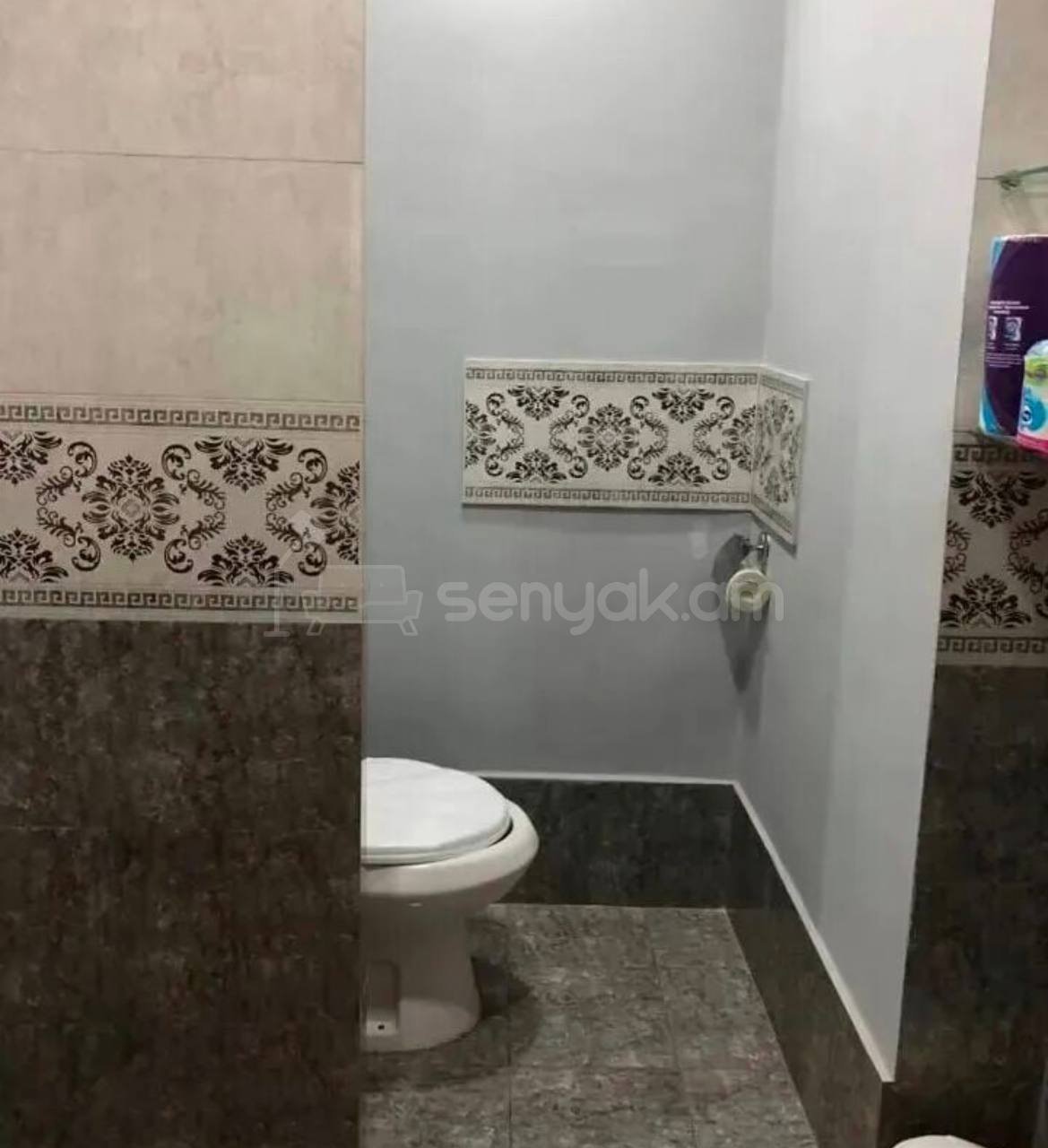 3 Սենյականոց Բնակարան, 100քմ, 9/9 հարկ, Նորմալ Վիճակում