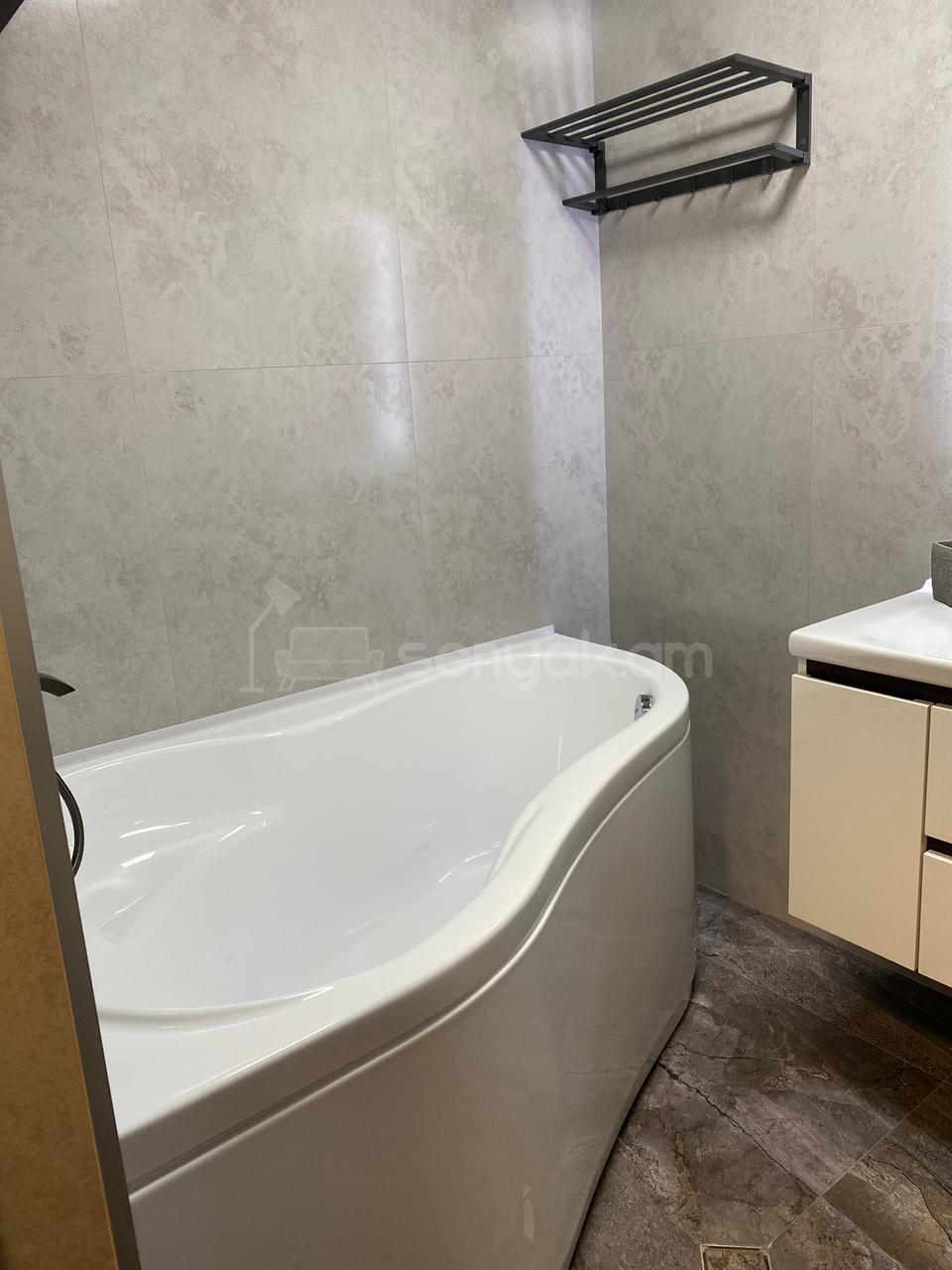 2 Սենյականոց Բնակարան Նորակառույցում, 54քմ, 4/13 հարկ, Կապիտալ Վերանորոգված