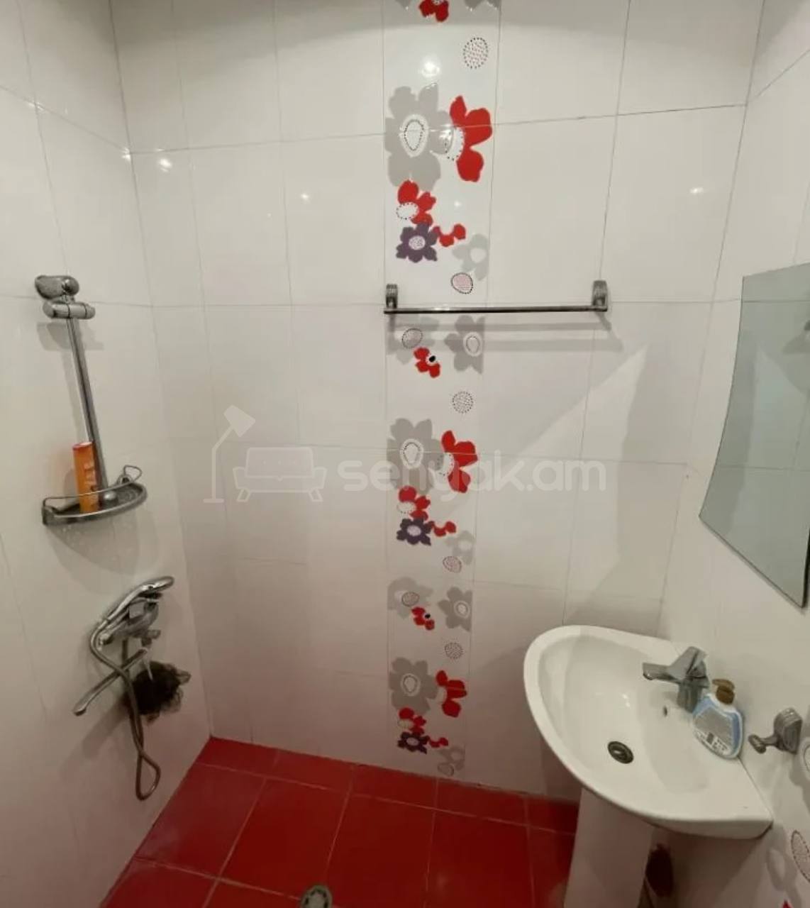 2 Սենյականոց Բնակարան Քարե Շենքում, 50քմ, 2/4 հարկ, Կապիտալ Վերանորոգված, Կահավորված