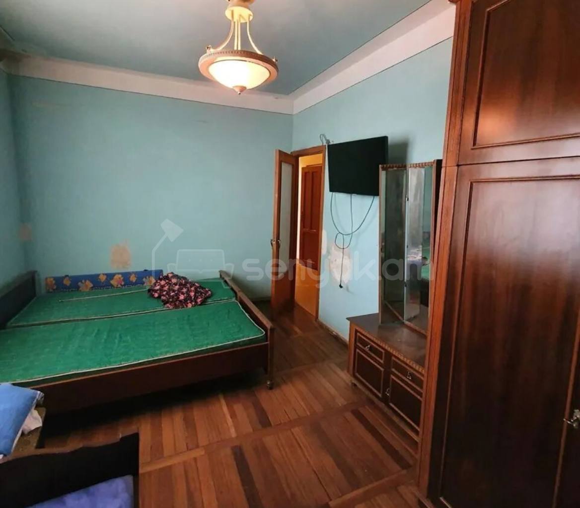 3 Սենյականոց Բնակարան, 90քմ, 10/16 հարկ, Պետական Վիճակում, Կահավորված