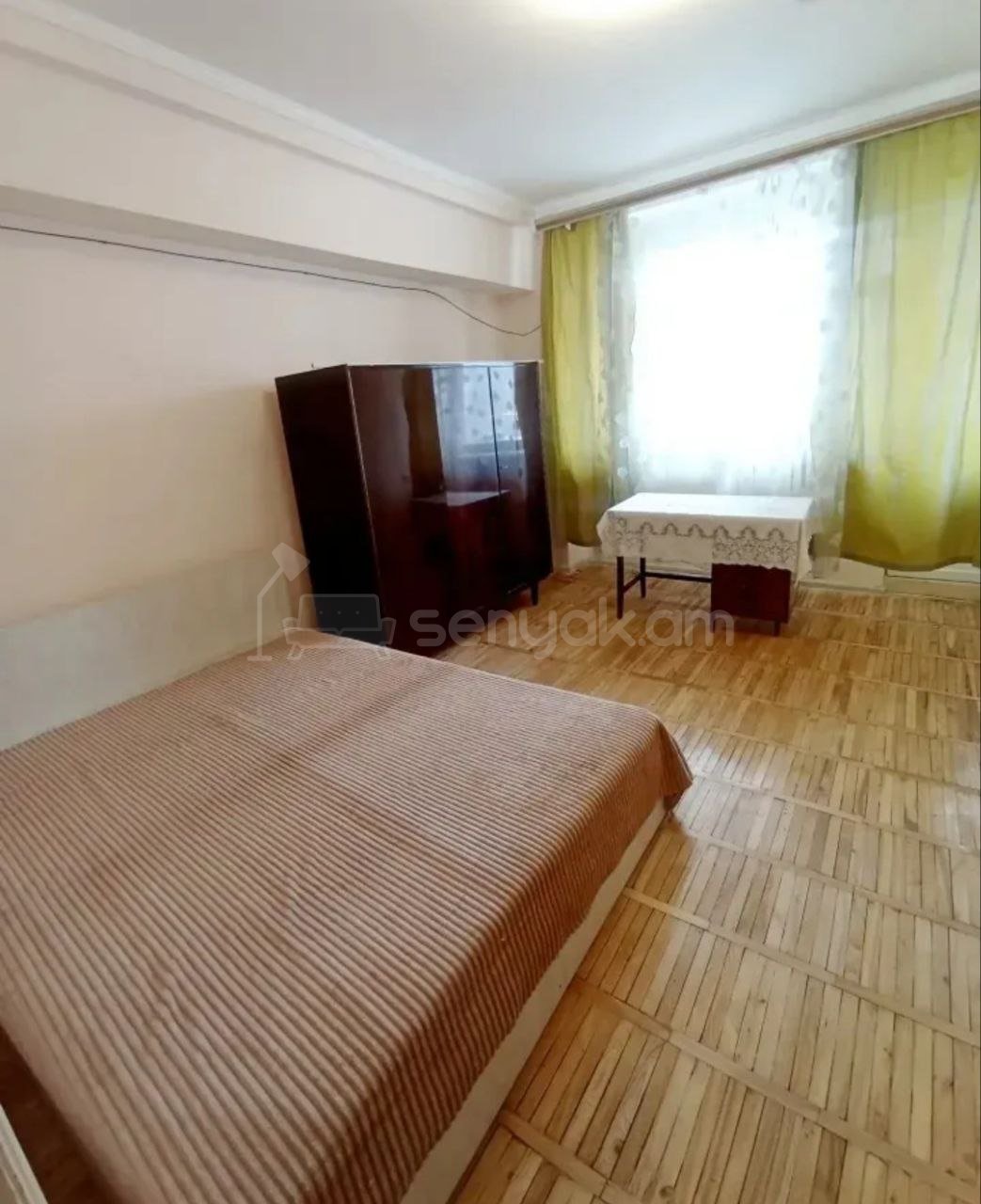 3 Սենյականոց Բնակարան, 74քմ, 2/10 հարկ, Նորմալ Վիճակում, Կահավորված, Արևկող