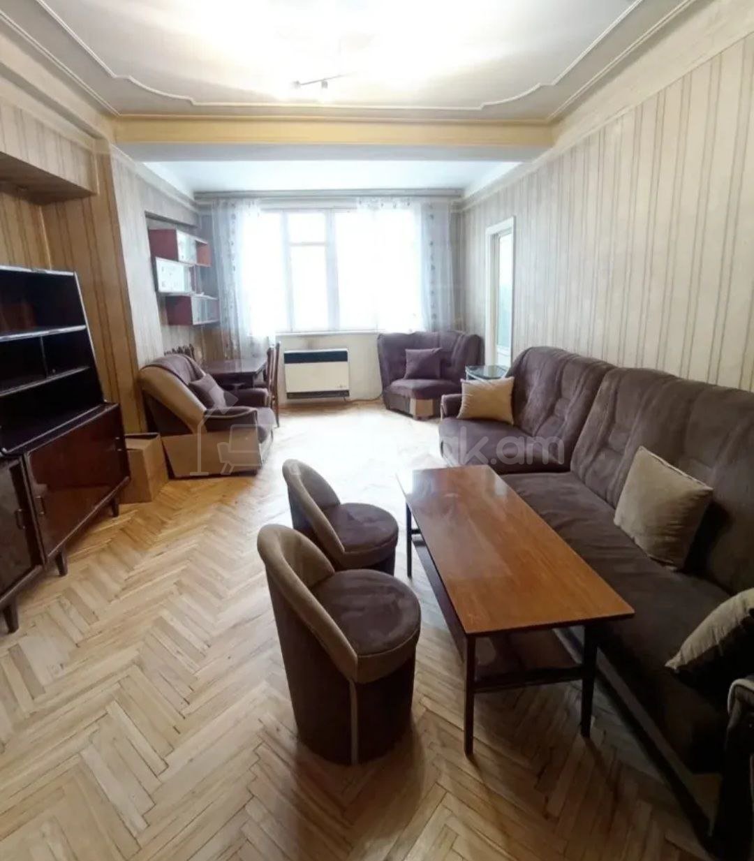 3 Սենյականոց Բնակարան, 74քմ, 2/10 հարկ, Նորմալ Վիճակում, Կահավորված, Արևկող