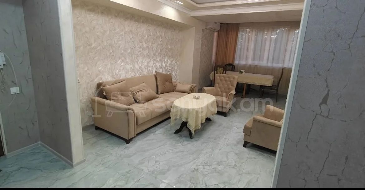 3 Սենյականոց Բնակարան, 72քմ, 7/9 հարկ, Կապիտալ Վերանորոգված, Կահավորված