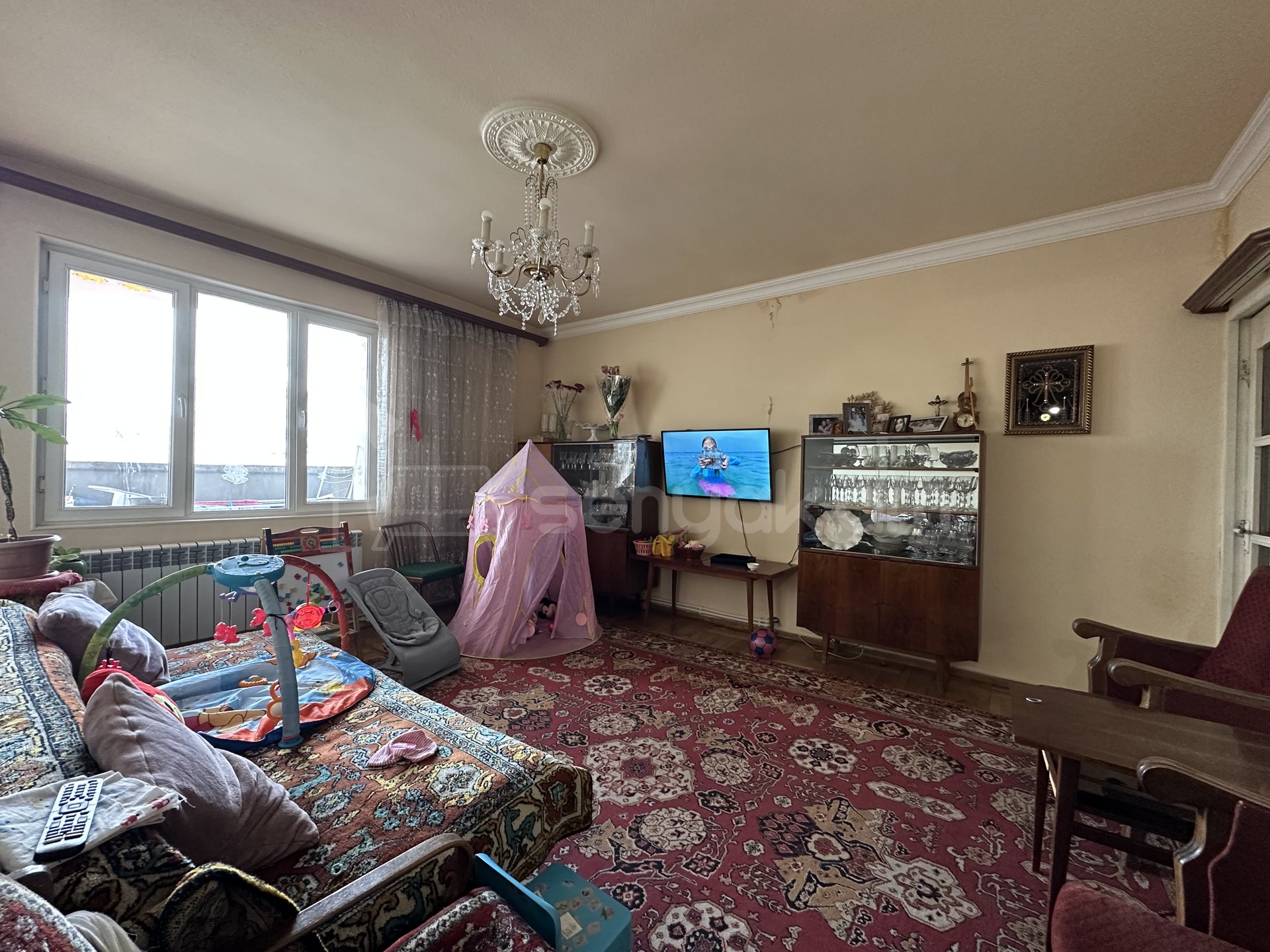 4 Սենյականոց Բնակարան, 93քմ, 12/16 հարկ, Կոսմետիկ Վերանորոգված