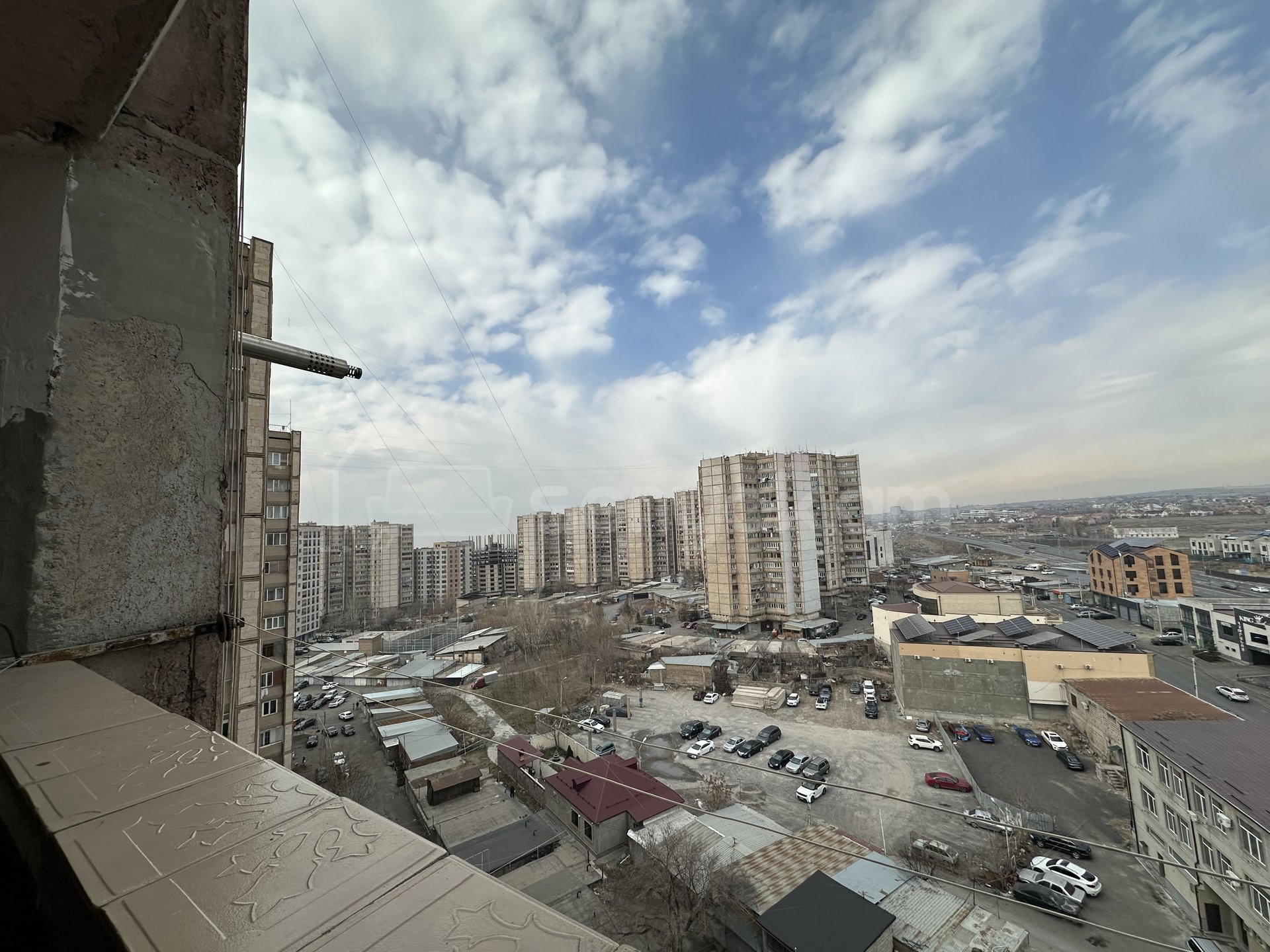 4 Սենյականոց Բնակարան, 93քմ, 12/16 հարկ, Կոսմետիկ Վերանորոգված