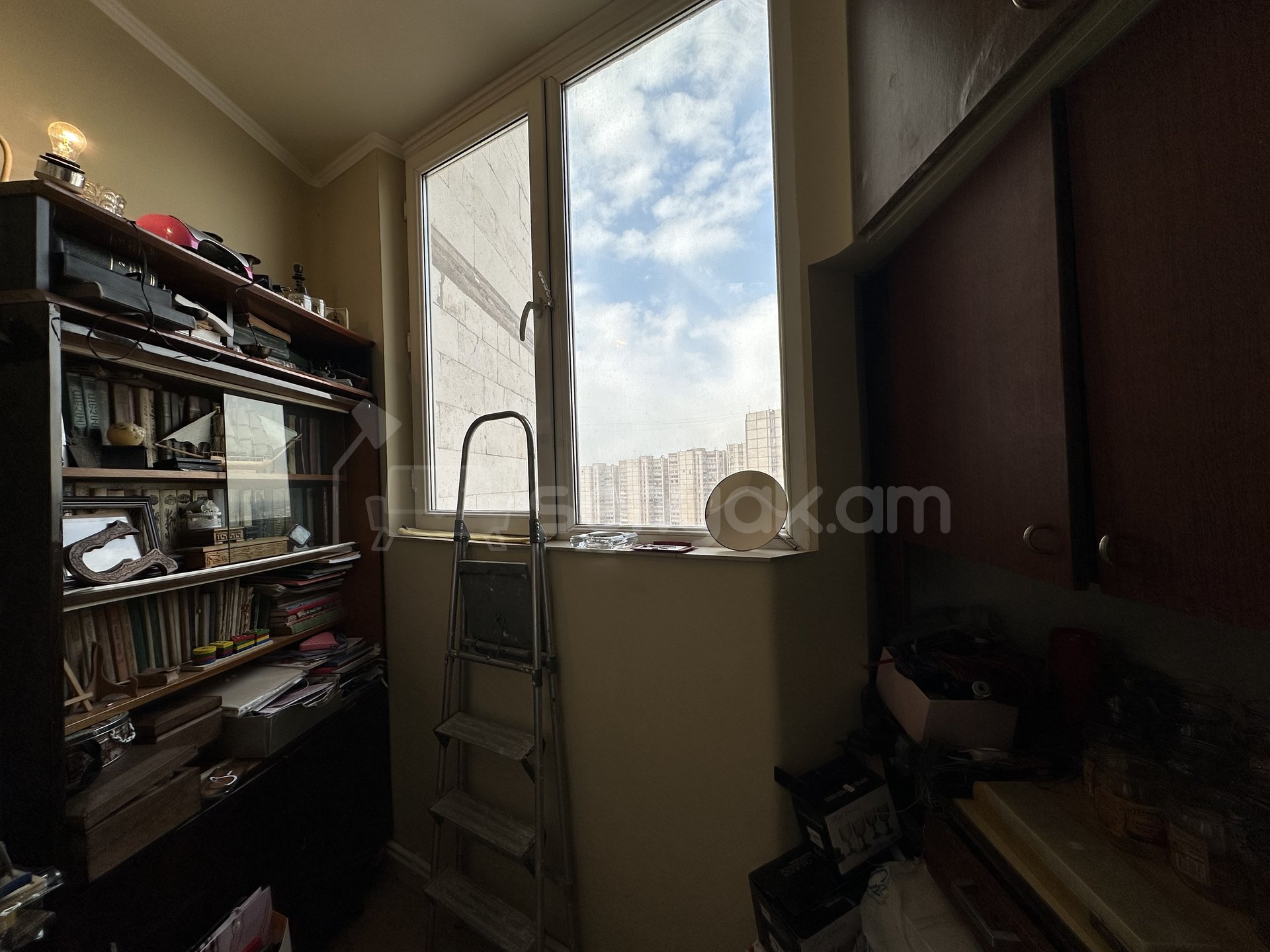 4 Սենյականոց Բնակարան, 93քմ, 12/16 հարկ, Կոսմետիկ Վերանորոգված