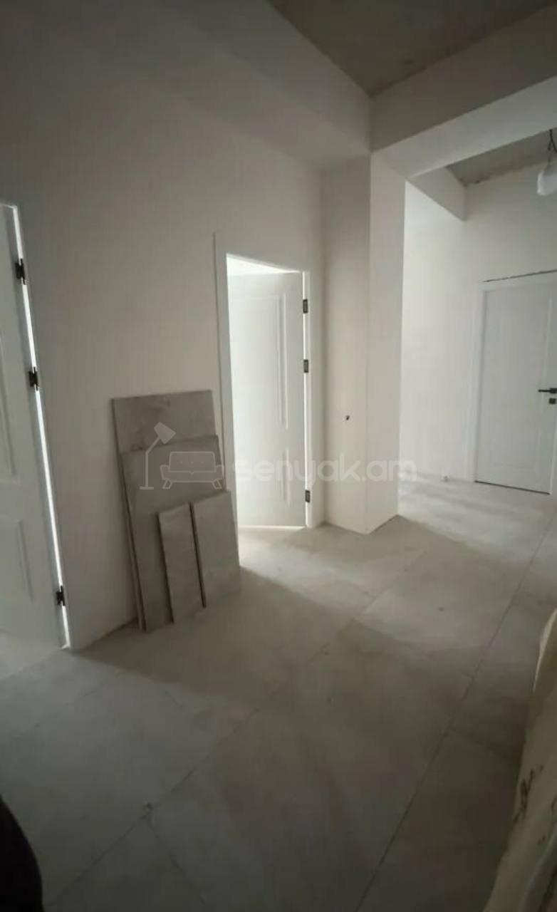 3 Սենյականոց Բնակարան Նորակառույցում, 91քմ, 3/5 հարկ, Կոսմետիկ Վերանորոգված