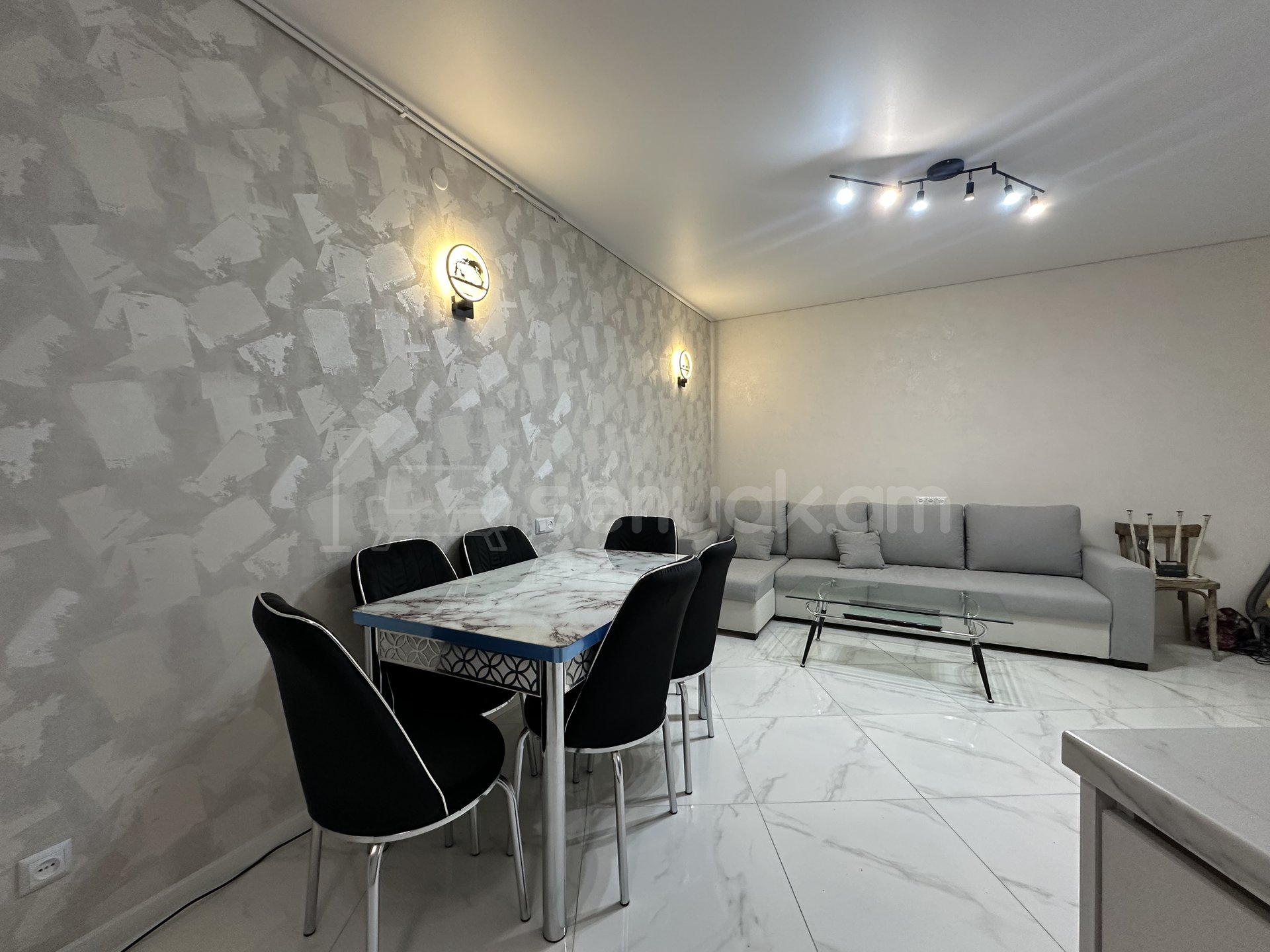 2 Սենյականոց Բնակարան, 43քմ, 11/16 հարկ, Դիզայներական Վերանորոգված