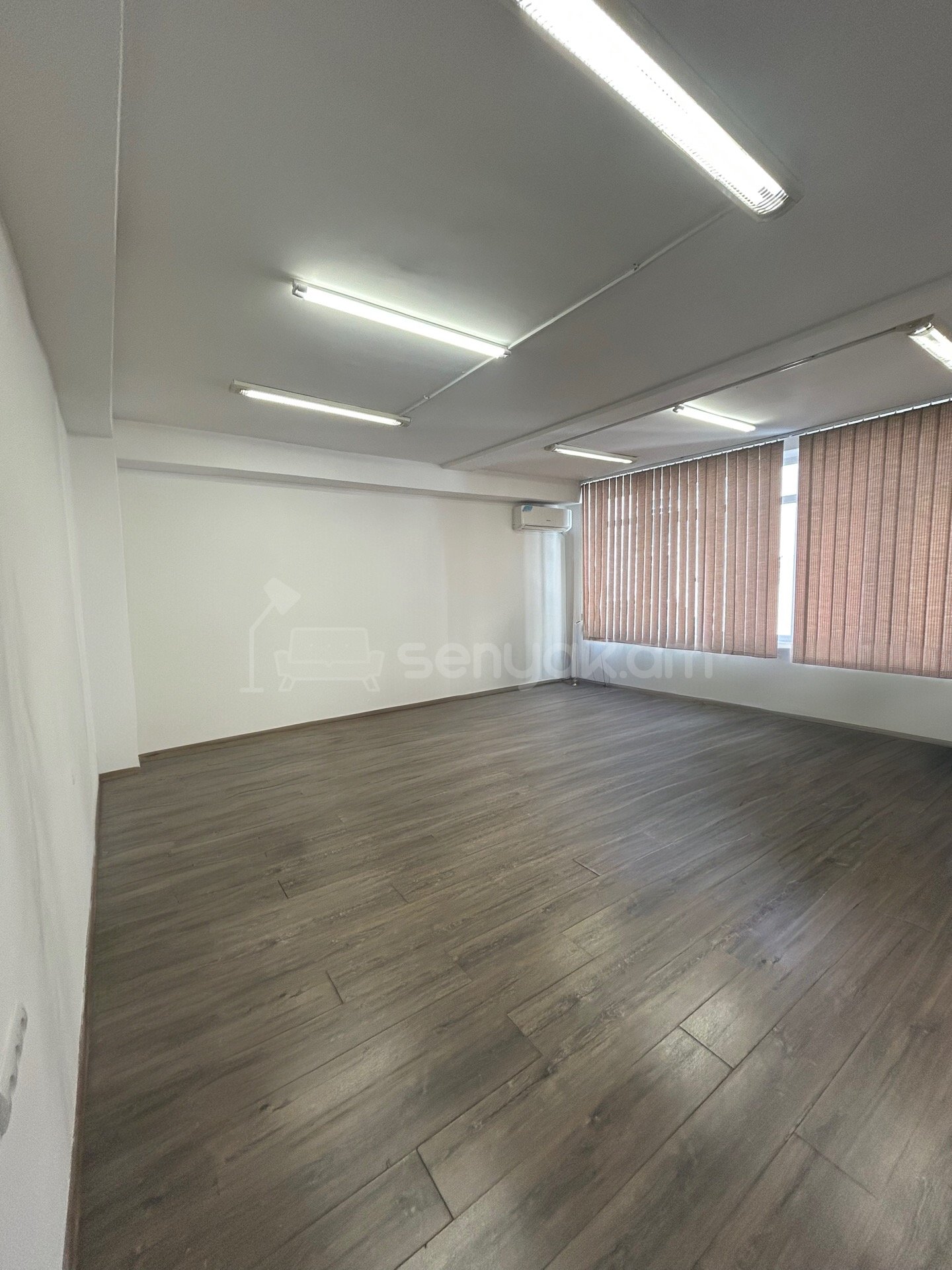 Օֆիսային Տարածք, 36քմ, Կապիտալ Վերանորոգված